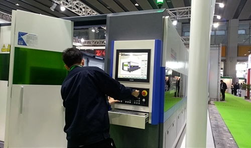 燈塔工廠引領(lǐng)食品工業(yè)與網(wǎng)絡(luò)設(shè)備融合，開啟行業(yè)升級新紀(jì)元